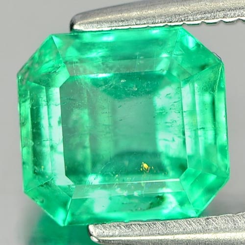 Natural Green Emerald 1.34 Ct. Octagon Shape 6.9 x 6.4 Mm Gemstone From Columbia (1 of 3)