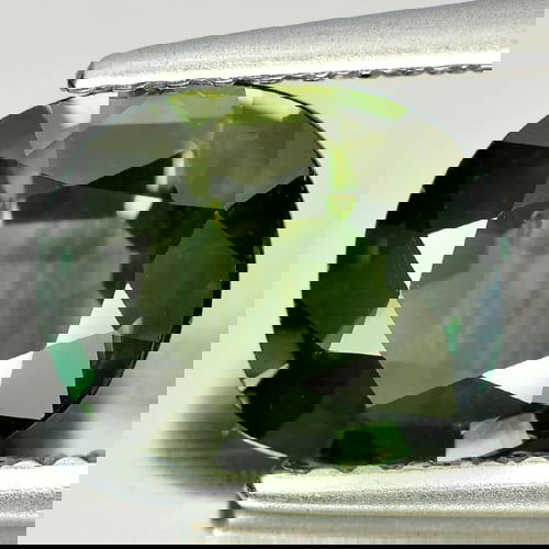 Natural Green Sapphire 2.15 Ct. Oval Shape 9 x 7.5 Mm Gemstone From Thailand (1 of 3)