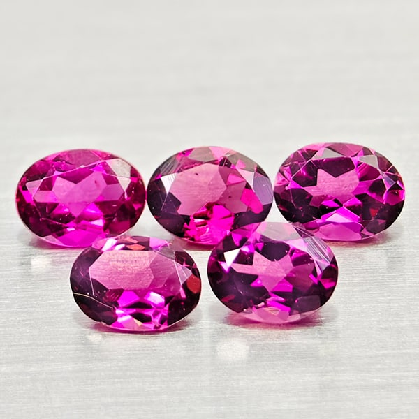 Natural Pink Tourmaline 0.82 Ct. 5 Pcs. Oval Shape Gemstones From Nigeria: Product ID: 807250952 Product Name: Natural Tourmaline Weight: 0.82 CT. Size: 4.2 x 3.2 x 2 to 4.1 x 3.1 x 1.9 MM. Shape: Oval Color: Pink Clarity:VSI Luster: Good Gems Origin: Nigeria Treatment: Unhe