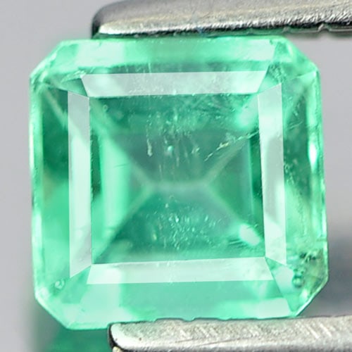 Natural Green Emerald 0.54 Ct. Octagon Shape 4.7 x 4.6 Mm. Gemstone From Columbia (1 of 3)