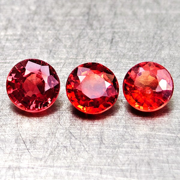 Natural Red Orangish Songea Sapphire 0.97 Ct. 3 Pcs Round Shape 3.8 Mm Gemstones From Tanzania: Product ID: 806162064 Product Name: Natural Red Sapphire Weight: 0.97 CT. Size: 3.8 x 3.8 x 2.4 MM. Shape: Round Color: Red Orange Clarity:VSI Luster: Good Gems Origin: Tanzania Treatment: Heated Crys