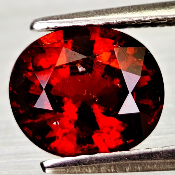 Natural Orangish Red Spessartine Garnet 2.21 Ct. Oval Shape 8.2 x 7.2 Mm Gemstone From Namibia: Product ID: 802936604 Product Name: Natural Spessartine Weight: 2.21 CT. Size: 8.2 x 7.2 x 4.9 MM. Shape: Oval Color: Orangish Red Clarity:VSI - SI1 Luster: Good Gems Origin: Namibia Treatment: Unheat