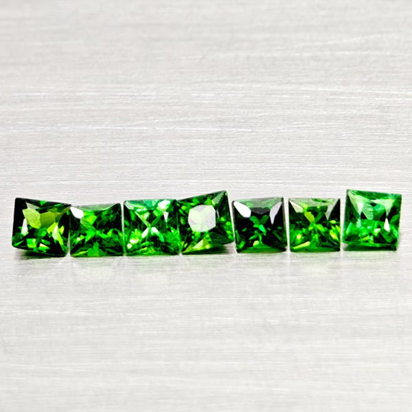 Natural Green Chome Tourmaline 0.51 Ct. 7 Pcs Square Shape 2.5 Mm Gemstones From Nigeria (1 of 3)
