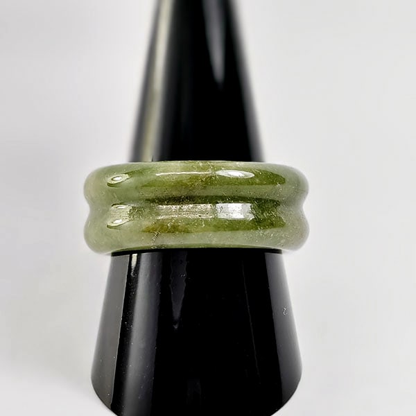 Natural Green Jade Ring 30.33 Ct. Round Cabochon Size 9 Unheated Gemstone (1 of 3)