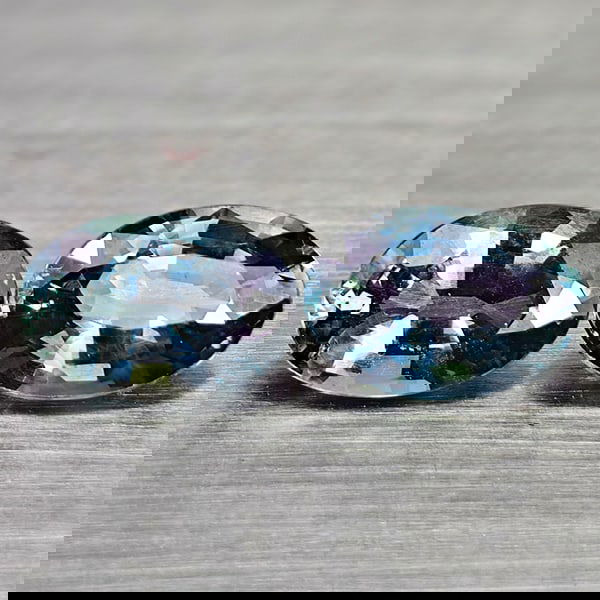 Natural Multi Color Songea Sapphire 1.05 Ct. 2 Pcs Oval Shape 5.8 x 4 Mm Gemstones From Tanzania (1 of 3)