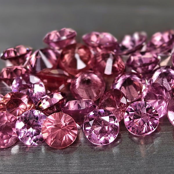 Natural Purplish Pink Rhodolite 2.87 Ct. 50 Pcs. Round Diamond Cut 2.4 Mm Gemstones From Madagascar (1 of 3)