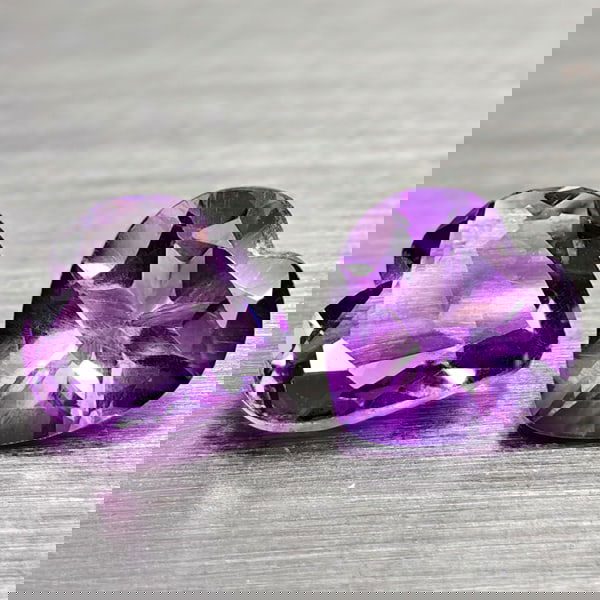 Natural Purple Amethyst 1.09 Ct. 2 Pcs Heart Shape 5.9 Mm Gemstones From Brazil (1 of 3)