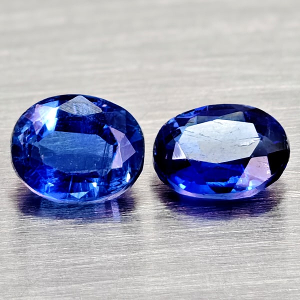 Natural Blue Kyanite 1.01 Ct. 2 Pcs Oval Shape Gemstones From Sri - Lanka: Product ID: 804204819 Product Name: Natural Kyanite Weight: 1.01 CT. Size: 5.1 x 4.1 x 2.4 to 5 x 4.1 x 2.9 MM. Shape: Oval Color: Blue Clarity:VSI - SI1 Luster: Good Gems Origin: Sri - Lanka Treatmen