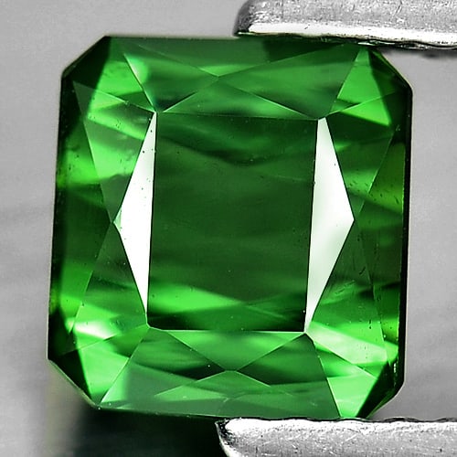 Natural Green Tourmaline 1.28 Ct. Octagon Shape 6.5 x 6 Mm. Gemstone From Nigeria (1 of 3)