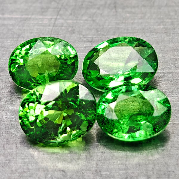 Natural Green Tsavorite Garnet 1.17 Ct. 4 Pcs Oval Shape 4.5 x 3.4 Mm Gemstones From Tanzania (1 of 3)