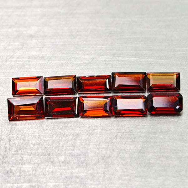 Natural Orangish Red Garnet 3.07 Ct. 10 Pcs Baguette Shape 5.1 x 3.2 Mm Gemstones From Tanzania: Product ID: 802936525 Product Name: Natural Red Garnet Weight: 3.07 CT. Size: 5.1 x 3.2 x 2.5 MM. Shape: Baguette Color: Orangish Red Clarity:VSI Luster: Very Good Gems Origin: Tanzania Treatment: Unh