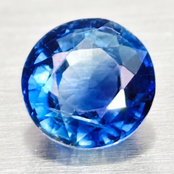 Natural Blue Kyanite 0.65 Ct. Round Shape 5.1 Mm. Gemstones From Sri - Lanka: Product ID: 804204838 Product Name: Natural Kyanite Weight: 0.65 CT. Size: 5.1 x 5.1 x 3.1 MM. Shape: Round Color: Blue Clarity:VSI - SI1 Luster: Good Gems Origin: Sri - Lanka Treatment: Unheated Crys