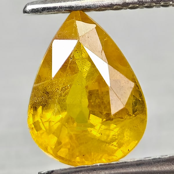 Natural Yellow Sapphire 1.58 Ct. Pear Shape 8.4 x 6.2 Mm Gemstone From Thailand (1 of 3)