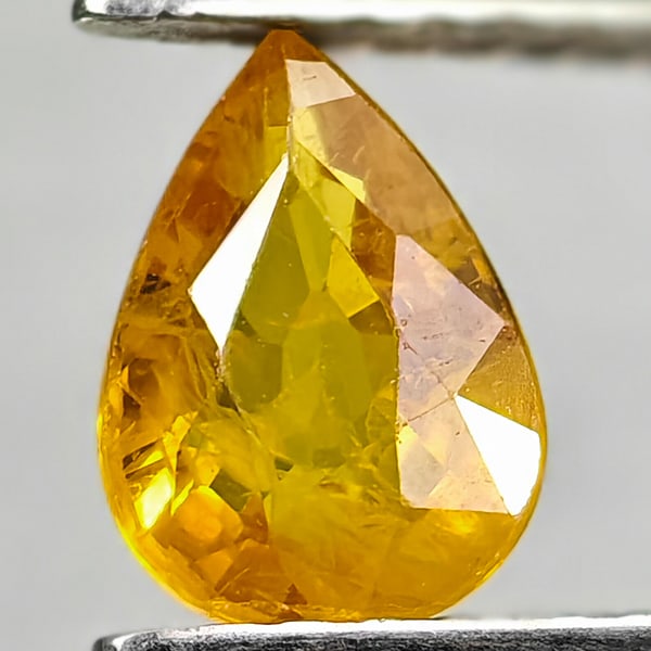 Natural Yellow Sapphire 0.97 Ct. Pear Shape 7.1 x 5.1 Mm Gemstone From Thailand (1 of 3)
