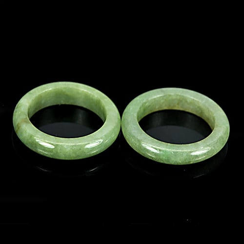 Natural White Green Rings Jade Sz 5 Round Shape 23.23 Ct. 2 Pcs. Gemstones: Product ID: 819809431 Product Name: Natural Jade Weight: 23.23 CT. Size: 21 x 21 MM. Shape: Round Color: White Green Clarity:Opaque Luster: Good Gems Origin: Thailand Treatment: Unheated Crystal Struc