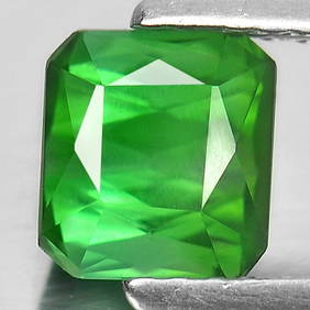 Natural Green Tourmaline 1.23 Ct. VVS Octagon Shape 5.5 x 6 Mm Gemstone From Nigeria (1 of 3)