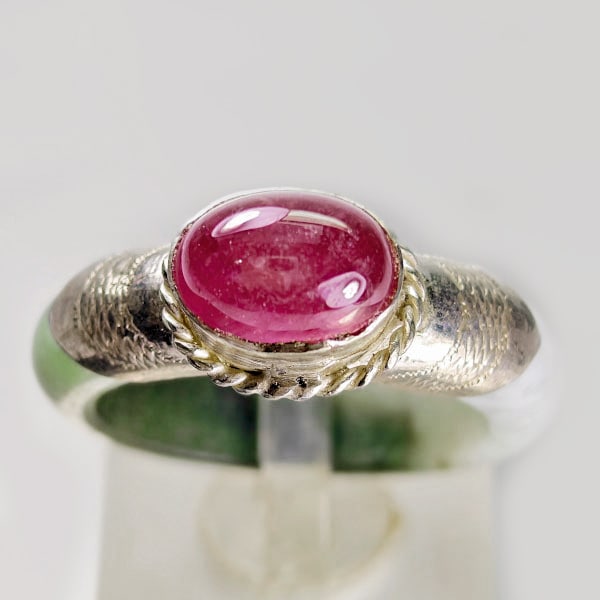 Natural Green Jade Ring 21.03 Ct. Diameter 17 Mm. With Silver Ruby Size 7: Product ID: 819815871 Product Name: Natural Gemstones Weight: 21.03 CT. Size: 30 x 17 MM. Shape: Round Cabochon Color: Party Color Green Clarity:Opaque Luster: Good Gems Origin: Burma Treatment: Unhea