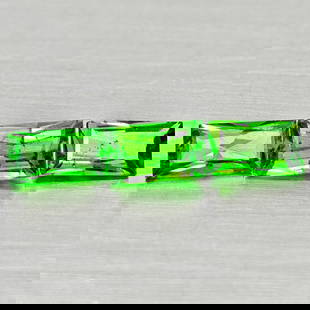 Natural Green Tsavorite Garnet 0.92 Ct. 3 Pcs Baguette Shape 5 x 3 Mm Gemstones From Tanzania: Product ID: 803005068 Product Name: Natural Tsavorite Weight: 0.92 CT. Size: 5 x 3 x 1.8 MM. Shape: Baguette Color: Green Clarity:SI1 Luster: Good Gems Origin: Tanzania Treatment: Unheated Crystal
