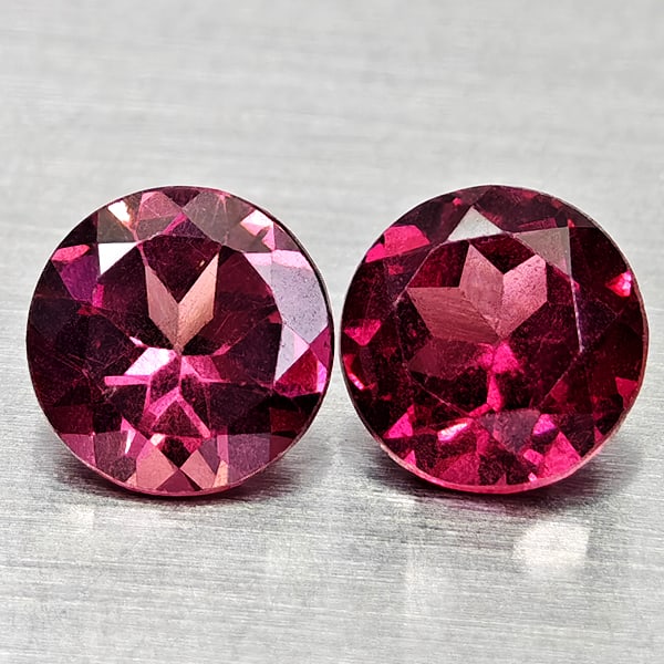 Natural Purplish Pink Rhodolite Garnet 1.30 Ct. 2 Pcs Round 5.3 Mm Gemstones From Madagascar (1 of 3)