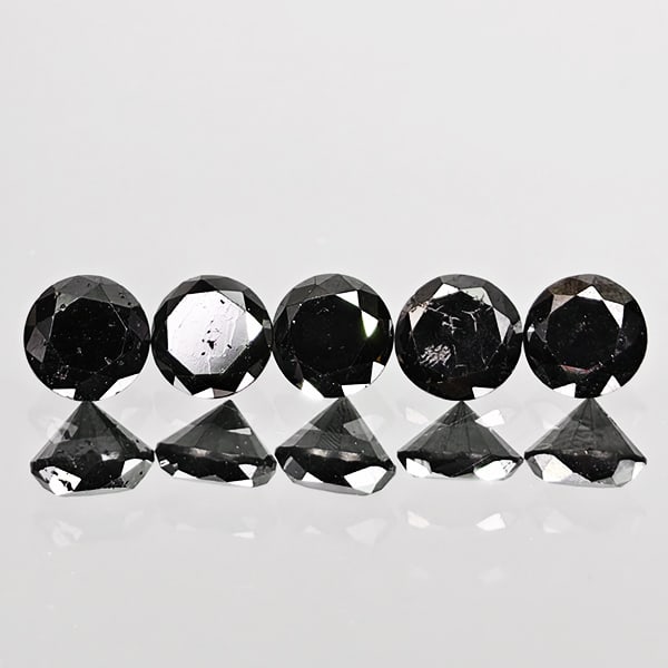 Natural Black Loose Diamond 0.83 Ct. 5 Pcs Round Diamond Cut 3.3 Mm From Belgium: Product ID: 502100195 Product Name: Natural Natural Diamond Weight: 0.83 CT. Size: 3.3 x 3.3 x 2.5 MM. Shape: Round Diamond Cut Color: black Clarity:Opaque Luster: Good Gems Origin: Belgium Treatment: