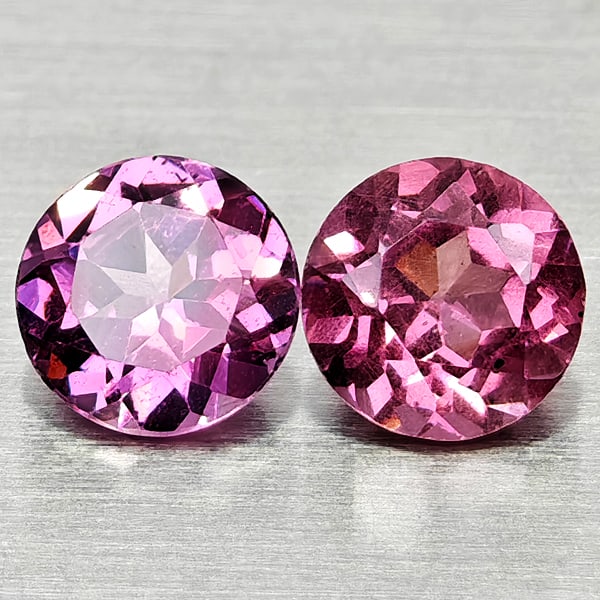 Natural Purplish Pink Rhodolite Garnet 1.24 Ct. 2 Pcs Round Shape 5.1 Mm Gemstones From Madagascar: Product ID: 802936837 Product Name: Natural Rhodolite Weight: 1.24 CT. Size: 5.1 x 5.1 x 3.1 MM. Shape: Round Color: Purplish Pink Clarity:VSI Luster: Good Gems Origin: Madagascar Treatment: Unheated 