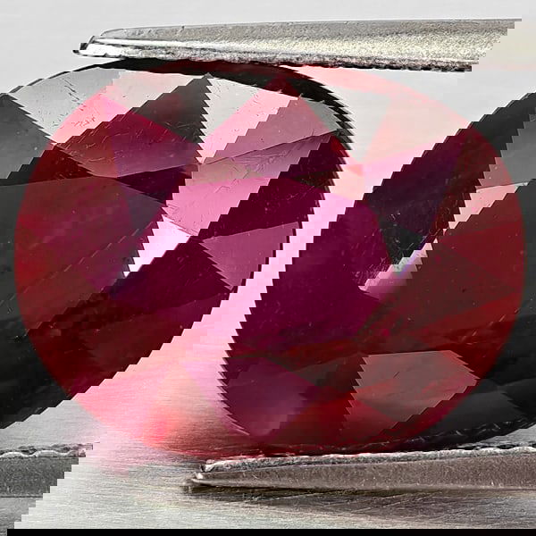 Natural Red Ruby 6.84 Ct. Oval Shape 13.3 x 10.5 Mm Gemstone From Madagascar (1 of 3)