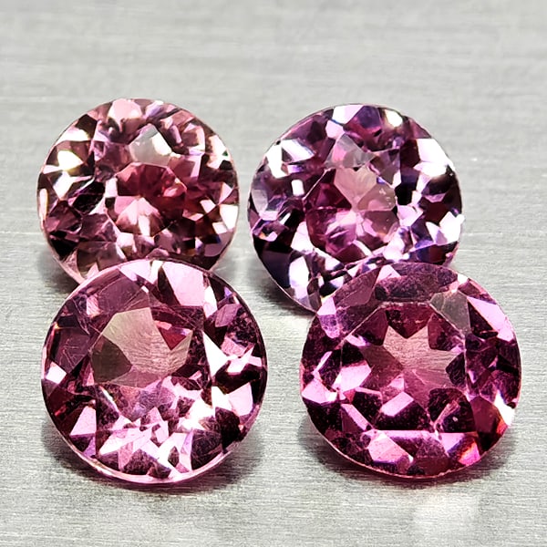 Natural Purplish Pink Rhodolite Garnet 1.08 Ct. 4 Pcs Round Shape 4 Mm Gemstones From Madagascar: Product ID: 802936824 Product Name: Natural Rhodolite Weight: 1.08 CT. Size: 4 x 4 x 2.2 MM. Shape: Round Color: Purplish Pink Clarity:VSI Luster: Good Gems Origin: Madagascar Treatment: Unheated Crys