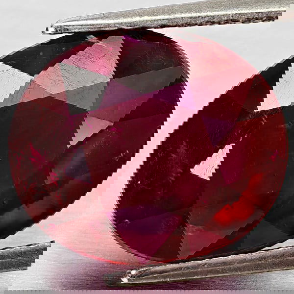 Natural Red Ruby 6.99 Ct. Oval Shape 12 x 10.3 Mm Gemstone From Madagascar (1 of 3)