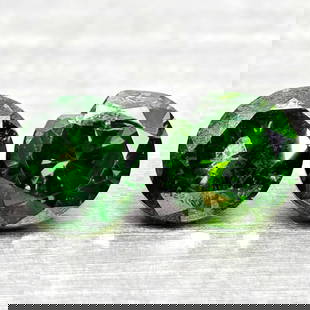 Natural Green Loose Diamond 0.32 Ct. 2 Pcs Round Diamond Cut 3.5 Mm From Belgium: Product ID: 502100286 Product Name: Natural Natural Diamond Weight: 0.32 CT. Size: 3.5 x 3.5 x 2 MM. Shape: Round Diamond Cut Color: Green Clarity:SI1 Luster: Good Gems Origin: Belgium Treatment: