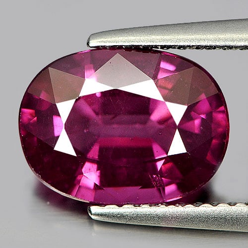 Natural Purplish Pink Rhodolite Garnet 3.57 Ct. Oval Shape 10.3 x 7.8 Mm. Gemstone From Madagascas: Product ID: 802932893 Product Name: Natural Rhodolite Weight: 3.57 CT. Size: 10.3 x 7.8 x 5 MM. Shape: Oval Color: Pink Clarity:VSI Luster: Good Gems Origin: Madagascar Treatment: Unheated Crystal Str