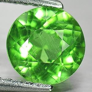 Natural Green Apatite 1.10 Ct. Round Shape 6.5 x 4.1 Mm. Unheated Gemstone From Tanzania: Product ID: 800611943 Product Name: Natural Apatite Weight: 1.10 CT. Size: 6.5 x 6.5 x 4.1 MM. Shape: Round Color: Green Clarity:SI1 Luster: Good Gems Origin: Tanzania Treatment: Unheated Crystal Stru