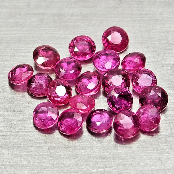 Natural Pinkish Red Ruby 1.30 Ct. 20 Pcs Round Shape 2.3 Mm Gemstones From Thailand (1 of 3)