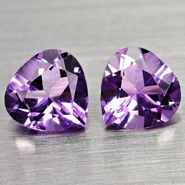 Natural Purple Amethyst 1.23 Ct. 2 Pcs Pear Shape 6.2 Mm Gemstones From Brazil: Product ID: 800325352 Product Name: Natural Amethyst Weight: 1.23 CT. Size: 6.2 x 6.1 x 3.7 MM. Shape: Pear Shape Color: Purple Clarity:VSI Luster: Good Gems Origin: Brazil Treatment: Unheated Crystal