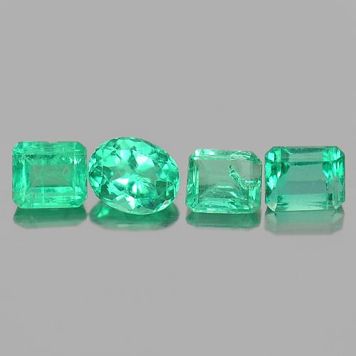 Natural Green Emerald 0.83 Ct. Mix Shape 5 Pcs. Gemstones From Columbia: Product ID: 802402186 Product Name: Natural Emerald Weight: 0.83 CT. Size: 3.8 x 3.2 x 2.6 To 4.4 x 3.5 x MM. Shape: Mix Shape Color: Green Clarity:SI Luster: Good Gems Origin: Columbia Treatment: Unh