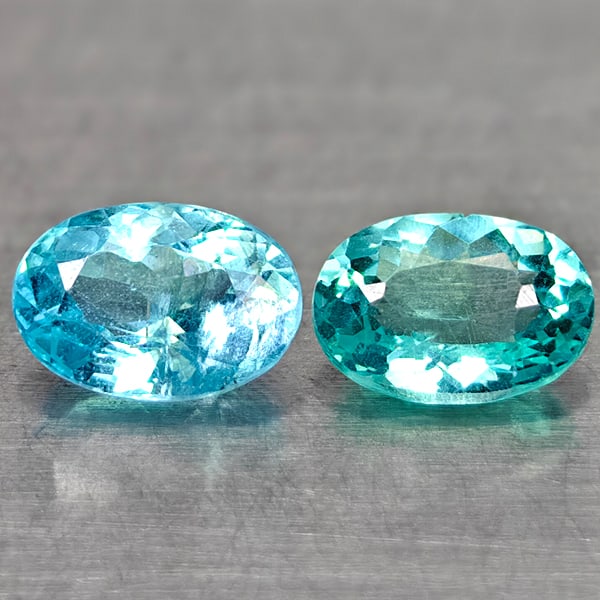Natural Neon Blue Paraiba Color Apatite 1.08 Ct. 2 Pcs Oval Shape 6.1 x 4.2 Mm Gemstones From: Product ID: 800613622 Product Name: Natural Apatite Weight: 1.08 CT. Size: 6.1 x 4.2 x 3.2 MM. Shape: Oval Color: Neon Blue Clarity:VSI Luster: Good Gems Origin: Tanzania Treatment: Unheated Crystal S
