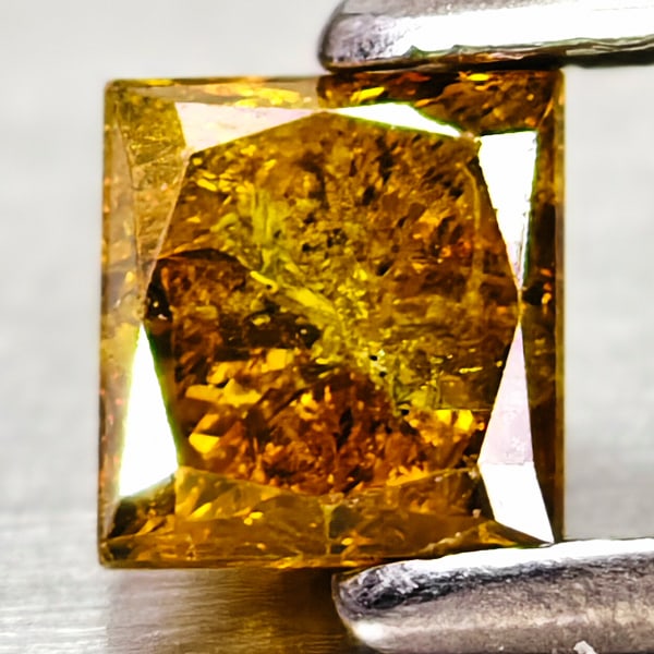 Natural Red Yellow Loose Diamond 0.54 Ct. Square Princess Cut 4.2 Mm From Belgium: Product ID: 502100268 Product Name: Natural Enhanced Diamond Weight: 0.54 CT. Size: 4.2 x 4.2 x 3.4 MM. Shape: Square Princess Cut Color: Red Yellow Clarity:SI1 Luster: Good Gems Origin: Belgium Treat