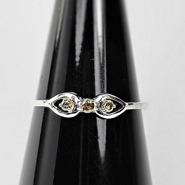 925 Sterling Silver Ring Jewelry 0.93 G. With Natural Diamond 0.08 Ct. Size 6.5 From Belgium: Product ID: 502100159 Product Type: 925 Sterling Silver Fine Jewelry Jewelry Weight: 0.93 Grams. Gemstones Color: White Champagne Metal: Solid Silver 92.5%. Gemstone Detail: At Your Service: At Treasu
