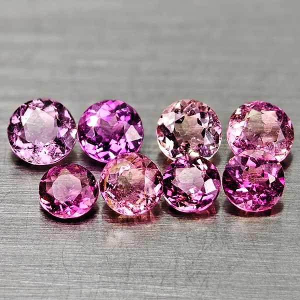 Natural Pink Tourmaline 2.20 Ct. 8 Pcs Round Shape Unheated Gemstones From Nigeria: Product ID: 807250694 Product Name: Natural Tourmaline Weight: 2.20 CT. Size: 4.4 x 4.4 x 2.4 MM. Shape: Round Color: Party Color Pink Clarity:SI Luster: Good Gems Origin: Nigeria Treatment: Unheated 