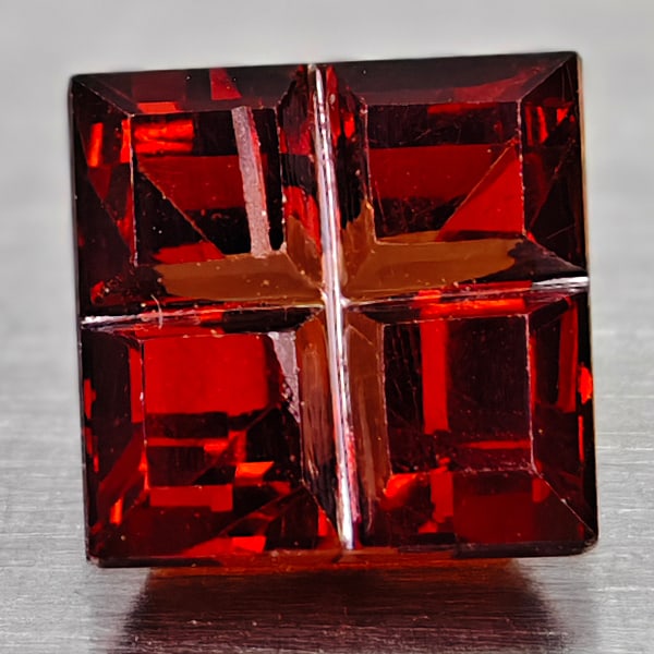 Natural Orange Red Rhodolite Garnet 0.92 Ct. Fancy Shape 5 Mm Gemstone From Africa: Product ID: 102900380 Product Name: Natural Rhodolite Weight: 0.92 CT. Size: 5 x 5 x 3.5 MM. Shape: Fancy Color: Orange Red Clarity:VSI Luster: Good Gems Origin: Africa Treatment: Unheated Crystal Str