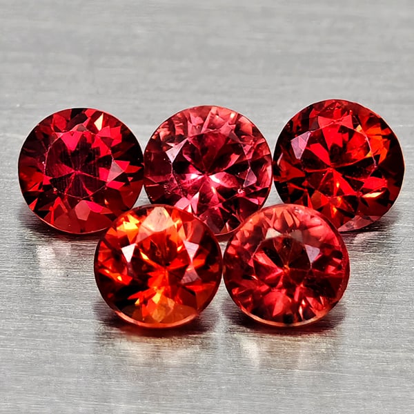 Natural Red Songea Sapphire 0.67 Ct. 5 Pcs Round Diamond Cut 2.9 Mm Gemstones from Tanzania: Product ID: 806162467 Product Name: Natural Red Sapphire Weight: 0.67 CT. Size: 2.9 x 2.9 x 2 MM. Shape: Round Diamond Cut Color: Orangish Red Clarity:VSI Luster: Good Gems Origin: Tanzania Treatment: