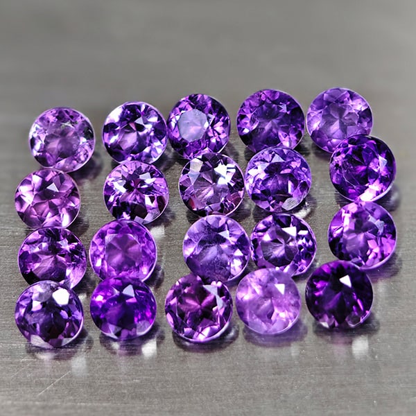 Natural Purple Amethyst 2.09 Ct. 20 Pcs. Round Shape 3.1 Mm. Gemstone From Brazil: Product ID: 800325281 Product Name: Natural Amethyst Weight: 2.09 CT. Size: 3.1 x 3.1 x 2.1 MM. Shape: Round Color: Purple Clarity:VVS Luster: Good Gems Origin: Barzil Treatment: Unheated Crystal Stru