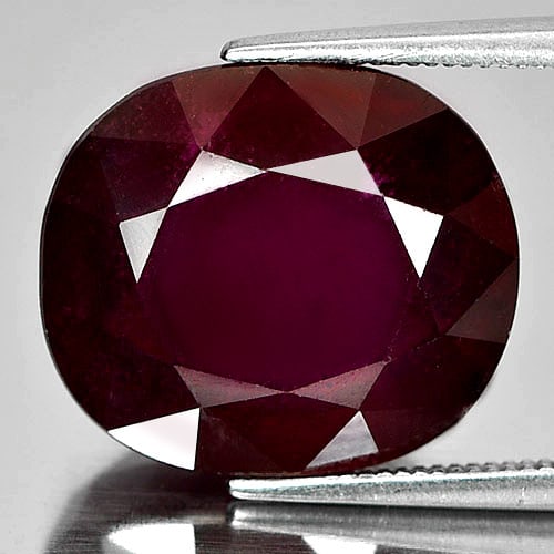 Certified Natural Purplish Red Ruby 18.36 Ct. Oval Shape 14.05 x 16.09 Mm. Gemstone From Madagascar (1 of 4)
