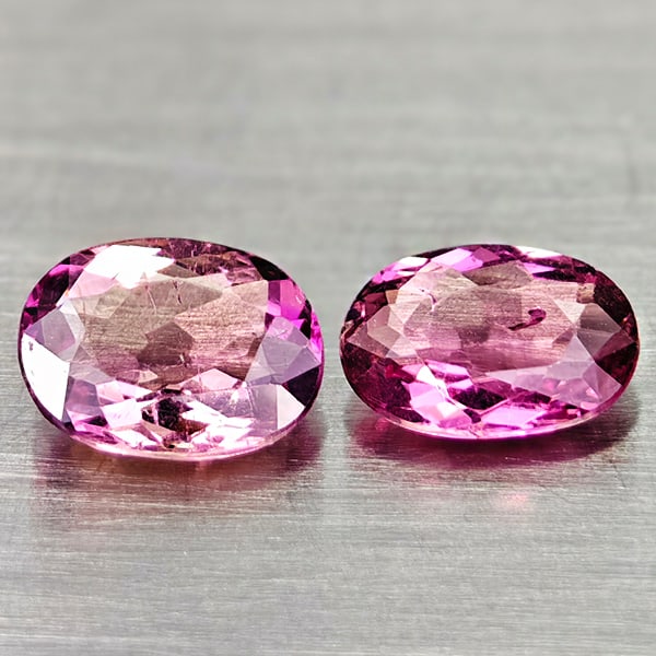 Natural Pink Tourmaline 1.15 Ct. 2 Pcs Oval Shape 6.6 x 5.1 Mm Gemstones From Nigeria: Product ID: 807250703 Product Name: Natural Tourmaline Weight: 1.15 CT. Size: 6.6 x 5.1 x 2.6 MM. Shape: Oval Shape Color: Pink Clarity:SI Luster: Good Gems Origin: Nigeria Treatment: Unheated Crystal