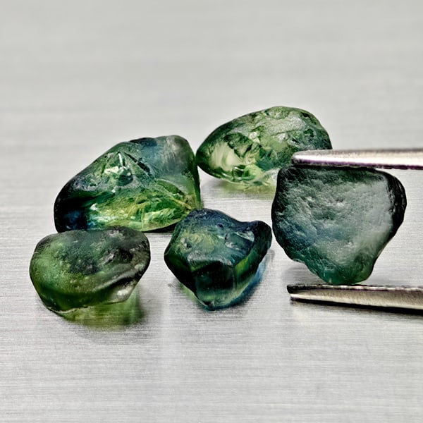 Natural Fancy Color Sapphire 6.53 Ct 5 Pcs Rough Shape Gemstones From Tanzania (1 of 3)