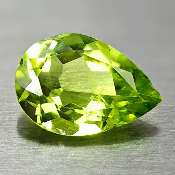 Natural Green Peridot 1.77 Ct. Pear Shape 10.1 x 7.1 Mm. Gemstone From Pakistan (1 of 3)