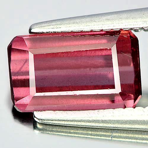 Natural Purplish Pink Rhodolite Garnet 1.38 Ct. Octagon Shape 8 x 5 Mm. Gemstone From Madagascar: Product ID: 802934523 Product Name: Natural Rhodolite Weight: 1.38 CT. Size: 8 x 5 x 3.3 MM. Shape: Octagon Color: Pink Clarity:VSI Luster: Good Gems Origin: Madagascar Treatment: Unheated Crystal Str