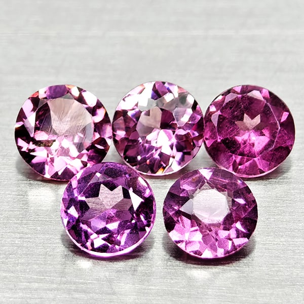 Natural Purplish Pink Rhodolite Garnet 1.39 Ct. 5 Pcs. Round Shape 4.1 Mm. Gemstones From Madagascar: Product ID: 802936828 Product Name: Natural Rhodolite Weight: 1.39 CT. Size: 4.1 x 4.1 x 2.3 MM. Shape: Round Color: Purplish Pink Clarity:VSI Luster: Good Gems Origin: Madagascar Treatment: Unheated 
