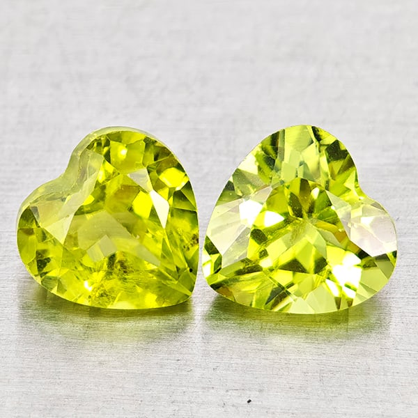 Natural Green Peridot 1.81 Ct. 2 Pcs Heart Shape 5.8 x 5.8 Gemstones From Pakistan (1 of 3)