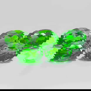 Natural Green Chrome Diopside 3.96 Ct. 5 Pcs. Oval Shape 7 x 5 Mm. Unheated Gemstones: Product ID: 801604469 Product Name: Natural Chrome Diopside Weight: 3.96 CT. Size: 7 x 5 x 2.5 MM. Shape: Oval Color: Green Clarity:VSI Luster: Good Gems Origin: Russia Treatment: Unheated Crystal Str