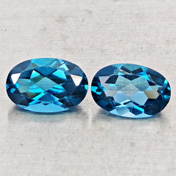 Natural London Blue Topaz 1.08 Ct. 2 Pcs Oval Shape 6 x 4 Mm Gemstones From Brazil: Product ID: 807168455 Product Name: Natural Blue Topaz Weight: 1.08 CT. Size: 6 x 4 x 2.7 MM. Shape: Oval Shape Color: London Blue Clarity:VSI - SI1 Luster: Good Gems Origin: Brazil Treatment: Treated